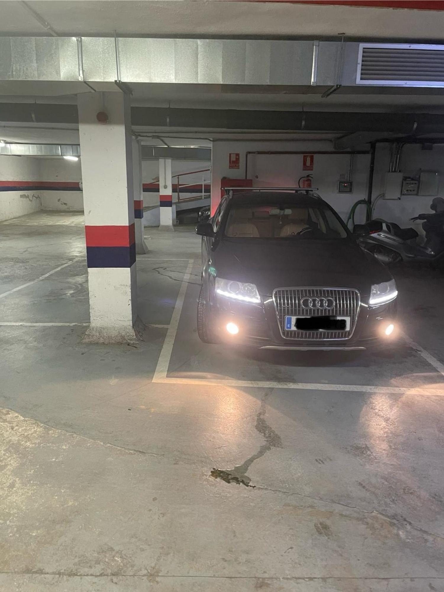 Piso En El Centro De Huelva Silencioso Y Con Gran Patio, Calle La Paz Kültér fotó